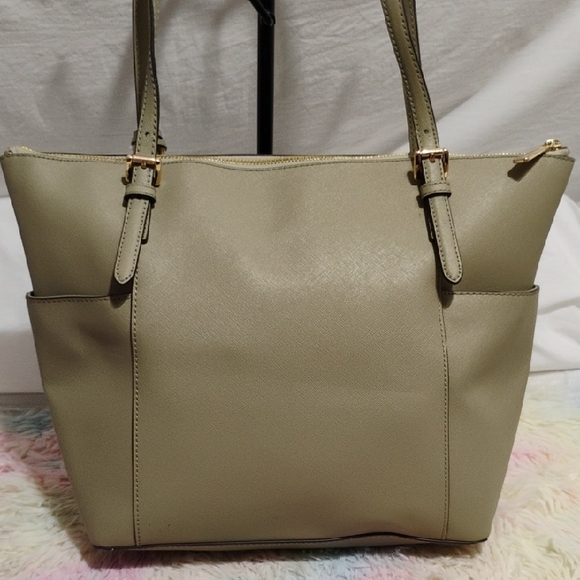 Michael Kors Sullivan Large Saffiano Green Structured Tote Used Once - Picture 5 of 14